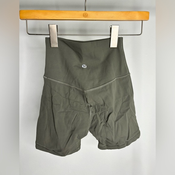 lululemon Align™ High-Rise Short 6" - Picture 2 of 2